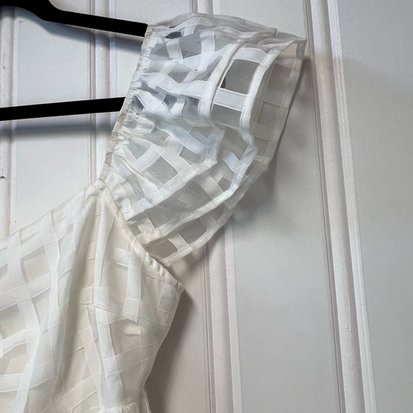 White Checkered Ruffle Sleeve Dress Day & Moon‎ size large - Picture 2 of 6